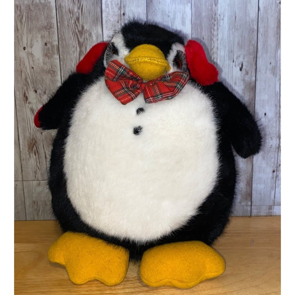 Russ Berrie & Co Fairbanks 10" Female Penguin Lashes Bowtie Stuffed Animal Plush